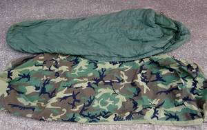 lot 281 image: MILITARY SLEEPING BAG & COVER