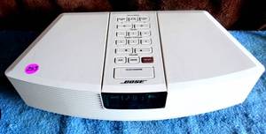 lot 293 image: BOSE WAVE RADIO AWR1-1W AMFM ALARM CLOCK RADIO OFF WHITE - TESTED SOUNDS AMAZING