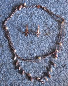 lot 312 image: LIA SOPHIA SILVER TONED NECKLACE WITH FLUER DE LIS EARRINGS