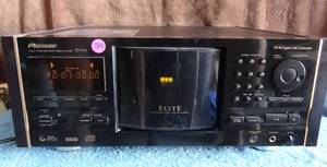 lot 319 image: BIG TICKET $$$ - Pioneer Elite PD-F19 300 CD Changer Jukebox - CHECK COMPS - TESTEDALL BUTTONS OPERABLE
