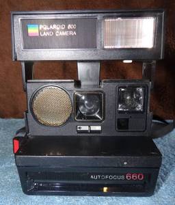 lot 338 image: Polaroid 600 Land Camera Sun 660 Autofocus $$