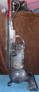 lot 357 image: Dyson Cinetic Big Ball Animal  Allergy Vacuum  - TESTEDPOWERS ON - CYCLONE WORKSDIDNT SUCTION ON TESTING