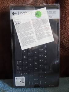 lot 381 image: Logitech Keys-To-Go Wireless Keyboard for iPad  iPhone  Apple TV - Black - NIP
