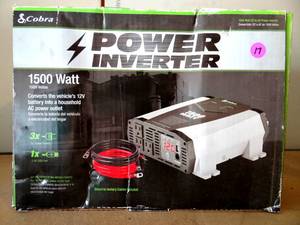 lot 17 image: Cobra CPI1590 Professional 1500 Watt Power Inverter - $$$$