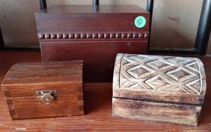 lot 51 image: COLLECTION OF 3 WOODEN STORAGE BOXES