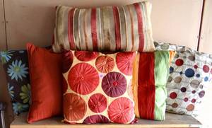 lot 68 image: COLLECTION OF COLORFUL PILLOWS AS SHOWN (6 PCS)