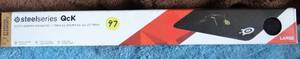 lot 97 image: SteelSeries QcK Edge Gaming Surface - Large - Cloth Gaming Mousepad - NEW