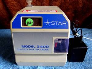 lot 102 image: Star Model 3400 Electronic Time Clock wKey