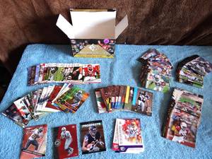 lot 125 image: LARGE BOX OF FOOTBALL CARDS AS SHOWN INCLUDING DEMARCUS RUSSELL ROOKIE CARD