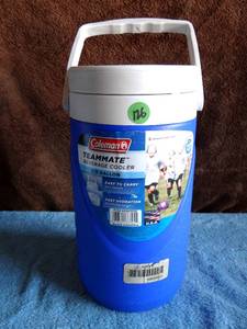 lot 126 image: COLEMAN TEAMMATE BEVERAGE COOLER - 12 GALLON