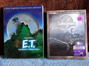 lot 128 image: ET & JURRASIC PARK COLLECTOR EDITION DVDs