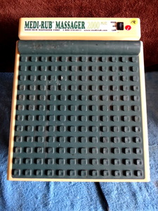 lot 198 image: Medi Rub 2000 Plus Foot Massager MR-3F 2-Speed Tested Works - CHECK COMPS $$$