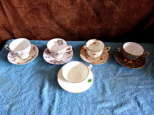 lot 239 image: VINTAGE CHINA FEATURING CUPS & SAUCERS - SEE PICS FOR MANUFACTURERS