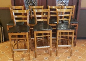 lot 277 image: Lot of 7 Bar Stools