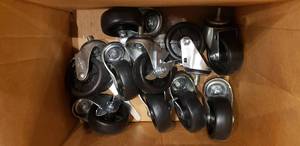 lot 312 image: Lot of 10 4 Casters