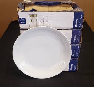 lot 317 image: 4 Boxes of NEW Mayfair & Jackson 10.5 Dinner Plates - 4 Per Box, 16 Total Plates