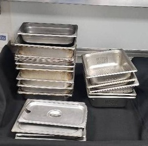 lot 18 image: Lot of Stainless Steel Steam Pans with Lids
