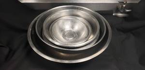 lot 47 image: Lot of 11 Aluminum Mixing Bowls - 9 to 19