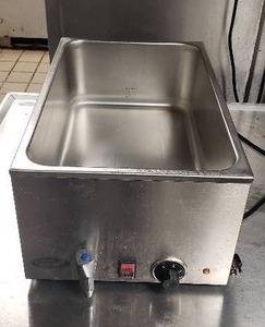 lot 55 image: General Cooking GFW-100D Food Warmer with Drain