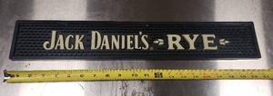 lot 59 image: Jack Daniels Rye 21 Bar Mat