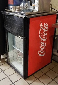 lot 92 image: Habco Coca Cola ESM5 Cooler - Doesnt Cool