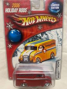 lot 86 image: Hot Wheels Limited Edition 2006 Holiday Rods 1997 Dairy Delivery