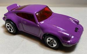 lot 1 image: 1974 Hot Wheels