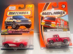lot 50 image: Matchbox 57 Corvette Hardtop 1956 Ford Pick up