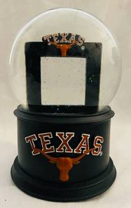 lot 108 image: Texas Longhorn Musical Snow Globe