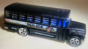 lot 185 image: 1987 Hot Wheels Police Bus