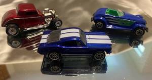 lot 317 image: Matchbox 1998 65 Mustang GT 1995 156 Scale Plymoth Prowler 33 Ford Coupe
