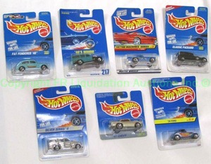 lot 90 image: Hot Wheels vintage cars