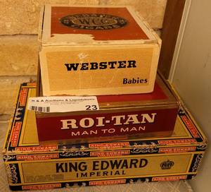 lot 23 image: VINTAGE CIGAR BOXES.