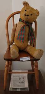 lot 41 image: VINTAGE TEDDY BEAR AND ROCKING CHAIR.