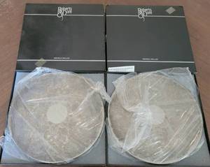 lot 63 image: VINTAGE ROBERTS AND DORE SHEFFIELD, ENGLAND HOTPLATESTRIVETS IN ORIGINAL BOXES.