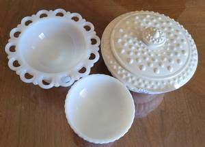 lot 93 image: LOT OF VARIOUS MILK GLASS VASESDISHES.