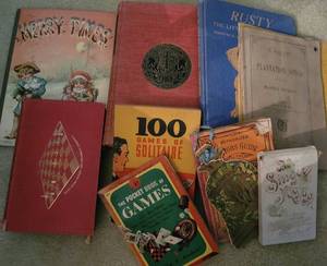 lot 113 image: LOT OF VINTAGE BOOKS.