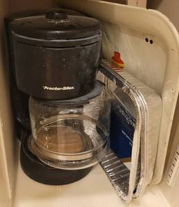 lot 140 image: COFFEE MAKER AND MORE.