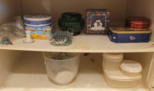 lot 148 image: PLASTIC STORAGE CONTAINERS AND TINS.
