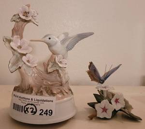 lot 249 image: VINTAGE OTAGIRI JAPAN MUSICAL FIGURE PLUS LENOX BLUE TOMORA FIGURE. (SOLD 2X THE MONEY)
