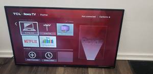 lot 3 image: TCL 43 LED Roku Smart TV - Model 43S325