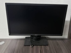 lot 11 image: Dell 24 Monitor, Full HD 1920 x 1080 Resolution - Model E2417H