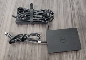 lot 19 image: Dell WD15 Docking Station