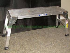 lot 66 image: Werner folding utility platform