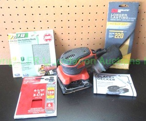 lot 10 image: Black & Decker 14 sheet sander plus sanding paper