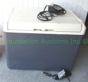 lot 38 image: Coleman electric cooler