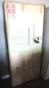 lot 88 image: Complete bed kit, Head foot boards and side rails in box (Matches lot 89)