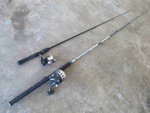 lot 95 image: Zebco 808 Boss Hawg fishing rod with Zebco reel and Shakespeare reversible ambidextrous reel with rod