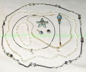 lot 119 image: Assorted faceted glasscrystal (possibly Czech) jewelry as shown. Stick pin may be Murano. Please preview.