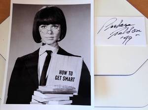 lot 213 image: AUTHENTIC AUTOGRAPH - GET SMART - AGENT 99 - BARBARA FELDON HAND SIGNED INDEX CARD & PHOTO